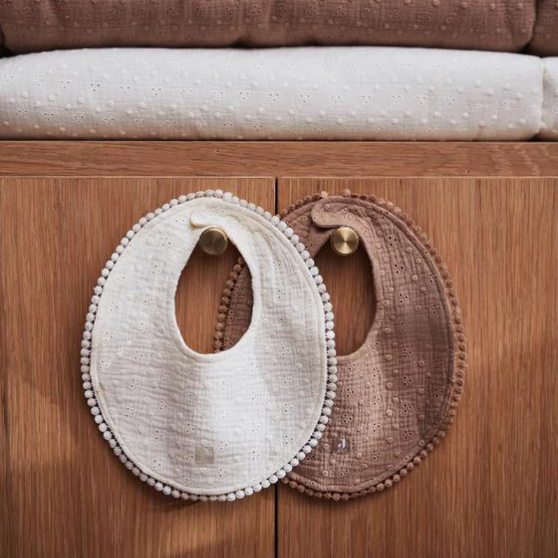 Round lace bib - ecru